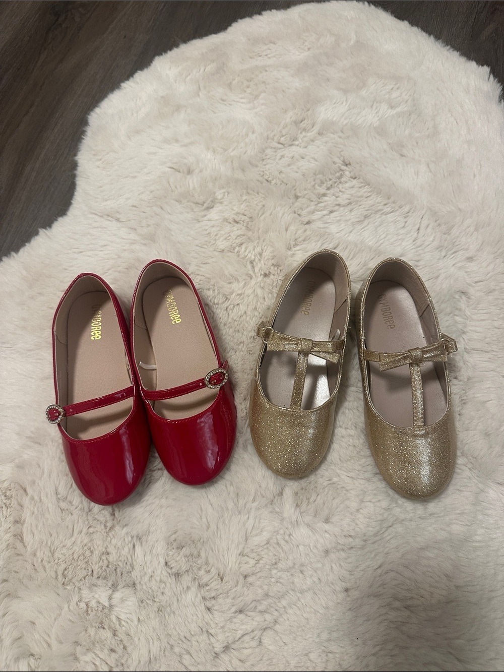 Girls Mary Jane Flats in Red and Gold size 11